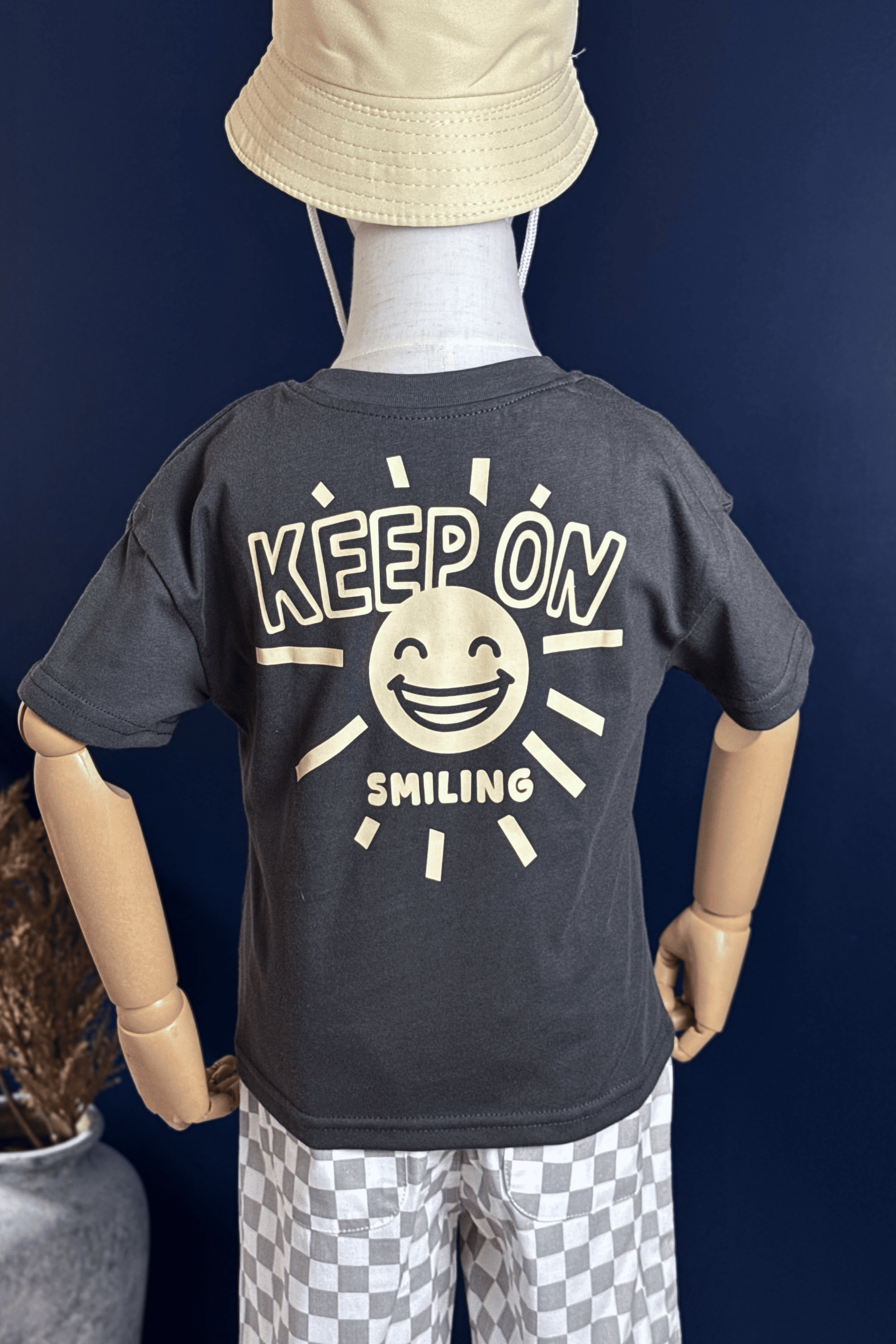 Комплект "KEEP ON SMILING" футболка + шорти